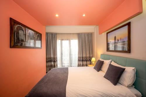 Marida Suit - image 11