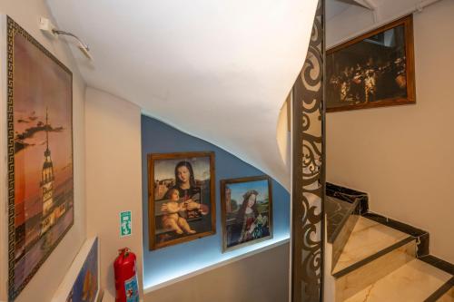 Marida Suit - image 5