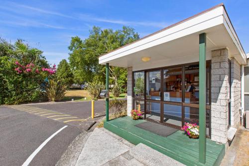 Lobi, Hamilton City Holiday Park in Hamilton