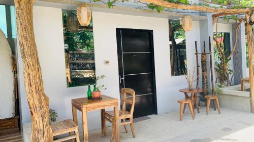 Hidden of Cailan Family Room Hidden of Cailan Family Room