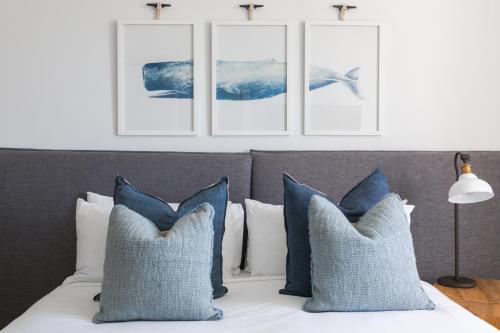 The Clovelly Hotel - image 5