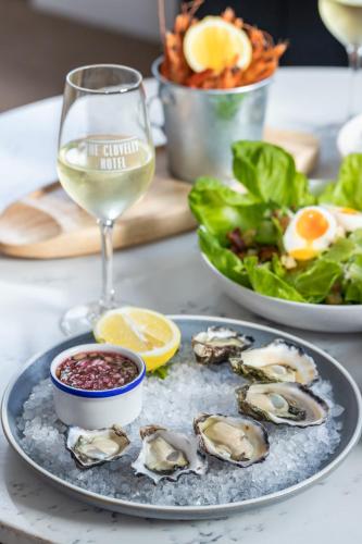 Food and beverages, Clovelly Hotel in Bronte