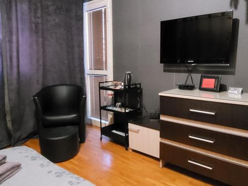 New York - Room for travelers near the Airport, possible transport, Sofía (foto 5)