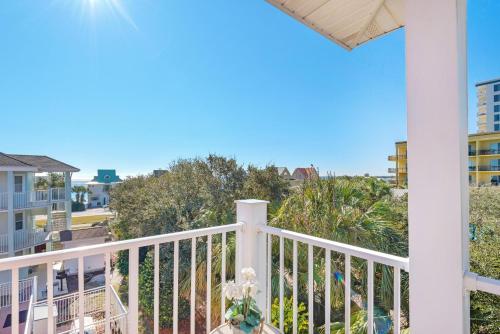 Aparthotels in Miramar Beach Florida