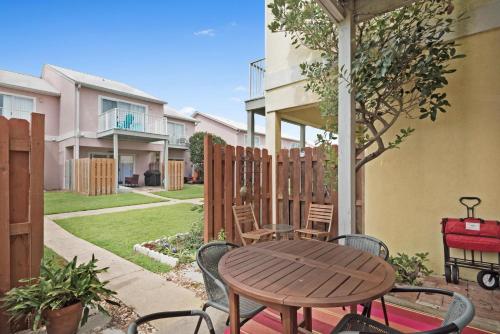 Gulf Walk 606 near The Surf Hut