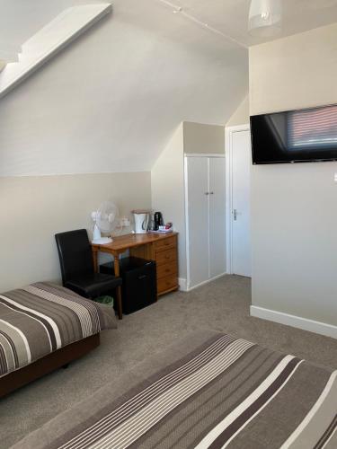 Westdene - image 4