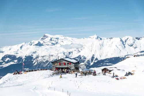 外部景觀, Cabane Bella-Tola in 聖路加