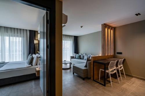 Junior Suite with Sea View