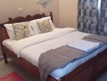 12 king beds