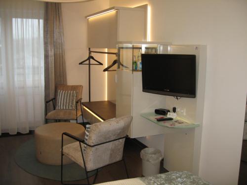 Hotel Windjammer - image 13