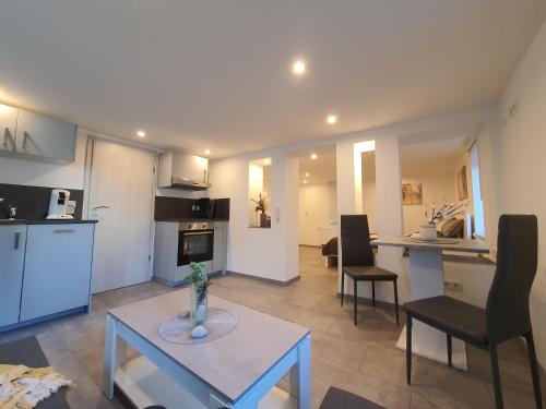 廚房, Ferienwohnung " Zum Flecker Haeuschen" in der Altstadt Freudenberg in 弗羅伊登貝格