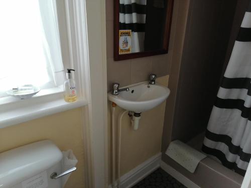 The Manhattan Contactless Hotel by BET Stays – Blackpool