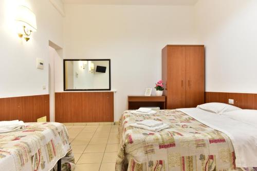 B&B Rome Terminal House Room Type - Quadruple Room