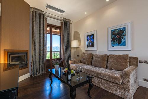 Nymfasia Resort – Vytina, VA