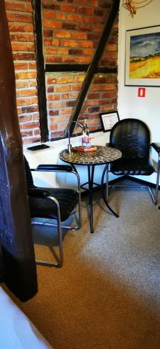 Pension Riverside in Leverkusen Hitdorf am Rhein - Zentral an der A1 und 59