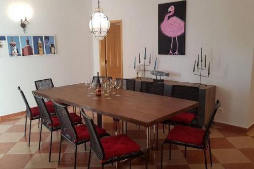 Stunning 5 suites,heatable pool and hot tub,games room gîte à louer Aldeia das Acoteias