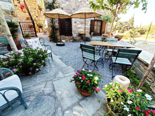 Bahçe, Pulinda Pansiyon in Kuşadası Sahil