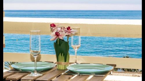  BEACHFRONT APARTMENT In LA CALA DE MIJAS, Pension in La Cala de Mijas