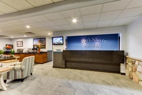 Parkshore Resort - image 14