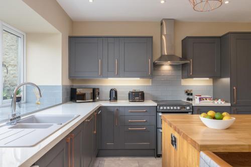 Burton House - image 14