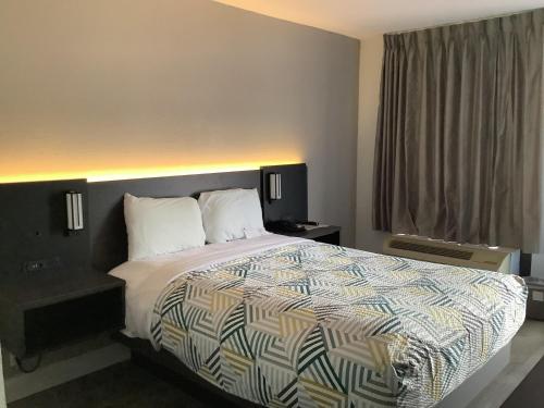 Motel 6-Memphis, TN - East