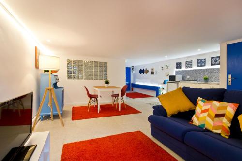 Oporto Blue Trindade - Magical Citycenter Apartment, Porto