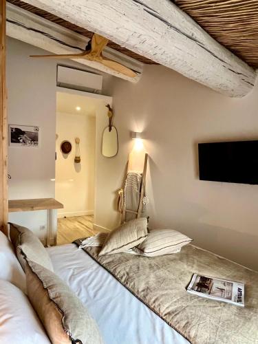 Double room, pool view