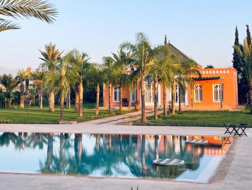 Queen Room with Pool View