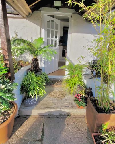 Idyllic Cornish Cottage, Scorrier, Cornwall