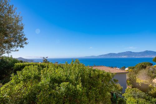 Maison en bord de mer - Casa l'albitronu - Location saisonnière - Pietrosella