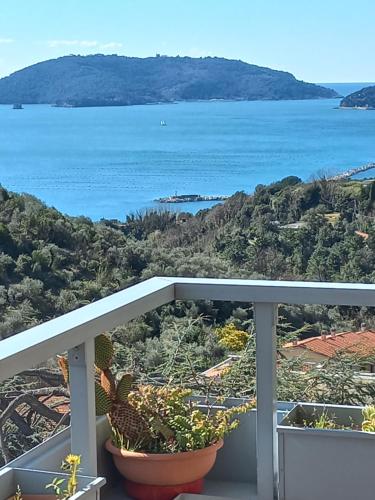 vista sul blu ,Baia Blu, Lerici