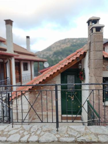 출입구, Kristi's Homes - "Beautiful Attic" in Dimitsana in 디미트사나