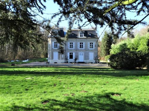 Gîte Chateau baie de somme 10 a 12 personnes - Location saisonnière - Mons-Boubert