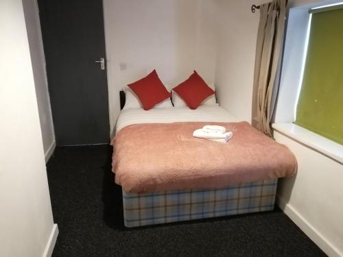 Picture of Fun 4-Bed Apartment In Birmingham Central