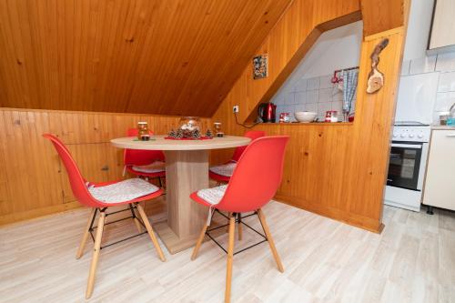 Apartmani Poljančić (Apartmani Poljancic) in 瓦夫娜戈拉