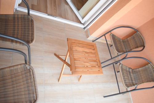 Apartments Holiday - image 4