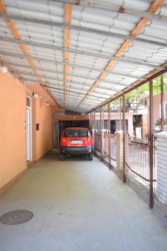 Apartments Holiday - image 13