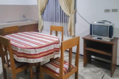 Mataram Cottage Syariah Mitra RedDoorz – Puncak, ID