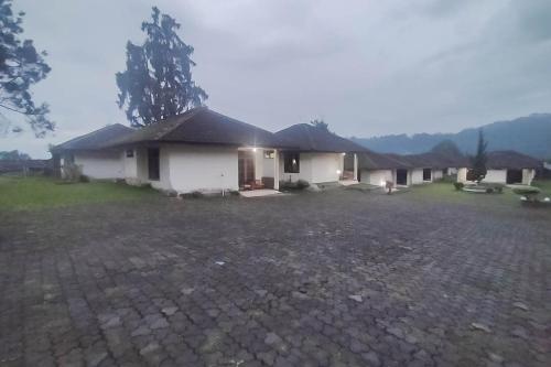 Mataram Cottage Syariah Mitra RedDoorz – Puncak, ID