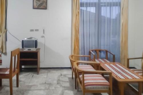 Mataram Cottage Syariah Mitra RedDoorz – Puncak, ID