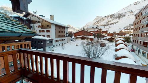 Apartment with Terrace