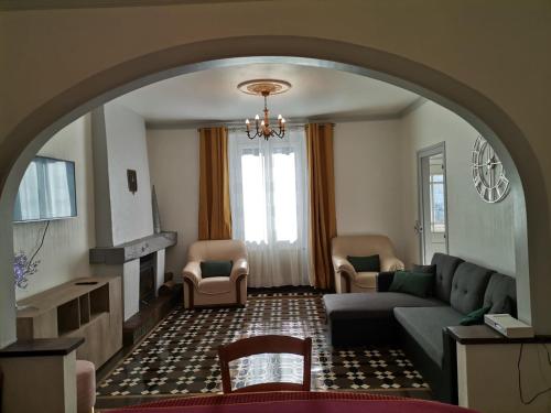 Grande maison de ville 120m2 5 chambres gîte à louer Vendôme