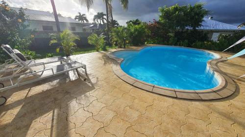 LE MANGUIER in Baie-Mahault