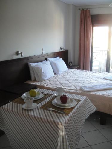 2 bedrooms, 4 beds