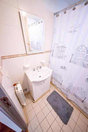 Two-Bedroom Apartment image 9