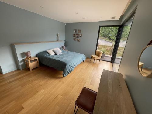 Large architect's house photo 1