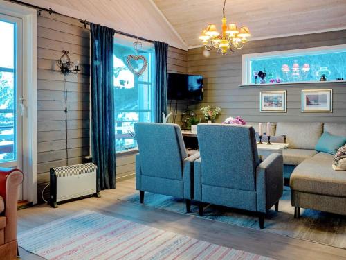 Two-Bedroom Holiday home in Leknes 2 - image 14