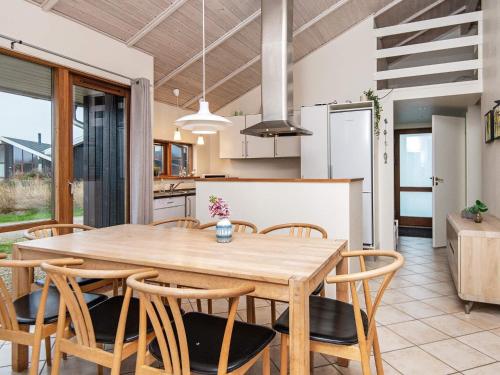 Comoditats, 8 person holiday home in Ulfborg in Thorsminde