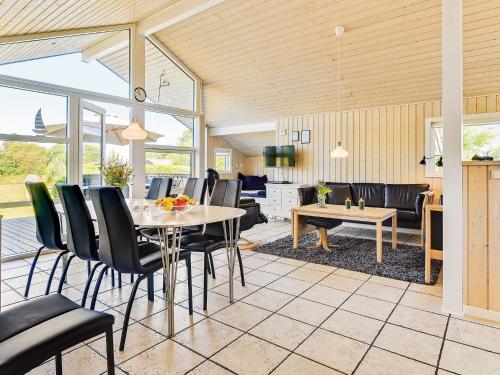 Three-Bedroom Holiday home in Nordborg 5