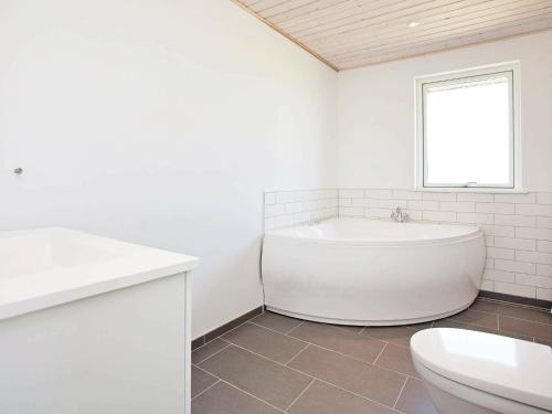 Wellness, 10 person holiday home in Rødby-By Traum in Lidsovej